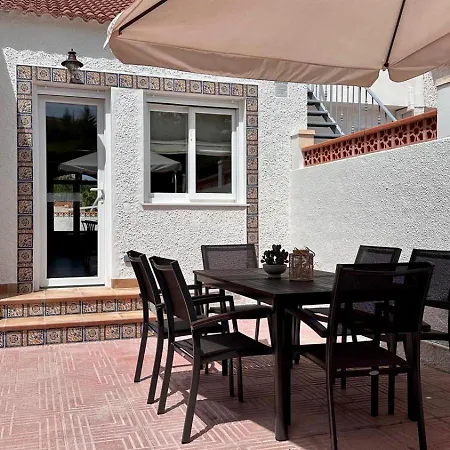 Casa Luxemburgo * Τορεβιέχα